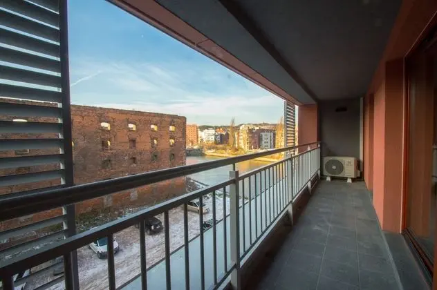 Waterlane Island Deluxe 1