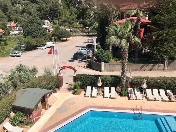 Superior Apart Daire, 1 Yatak Odası, Küçük Mutfak, Ek Bina