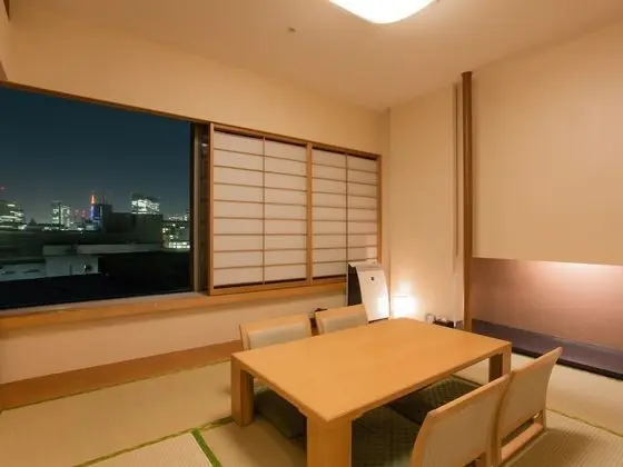 Geleneksel, Bir Japon Şilteli (Palace View)