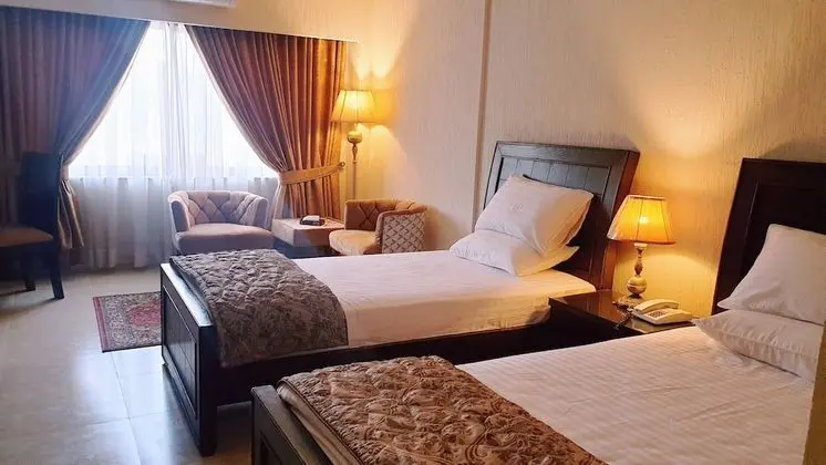 Deluxe İki Ayrı Yataklı Oda, 2 Tek Kişilik Yatak, Göl Manzaralı