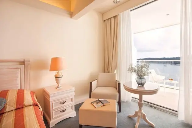 Deluxe Oda, Balkon, Deniz Manzaralı