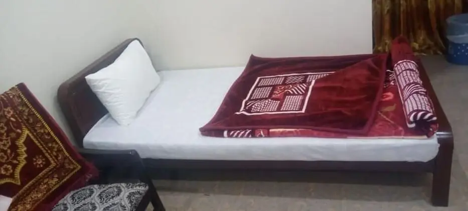 Standard Tek Büyük Yataklı Oda