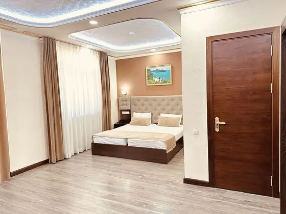 Standard Tek Büyük Yataklı Oda
