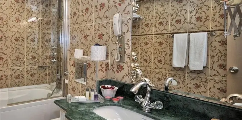 Executive Custom Room