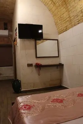 Üç Kişilik Oda