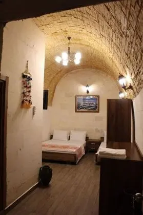 Üç Kişilik Oda