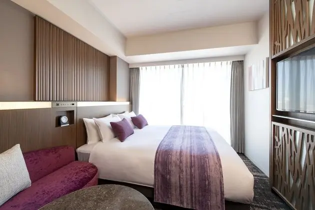 Tek Büyük Yataklı Oda (with Shower booth)