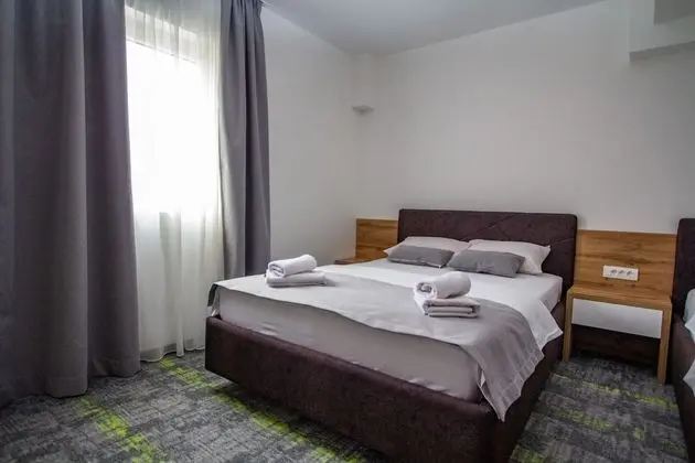 Deluxe Dört Kişilik Oda, 1 Yatak Odası