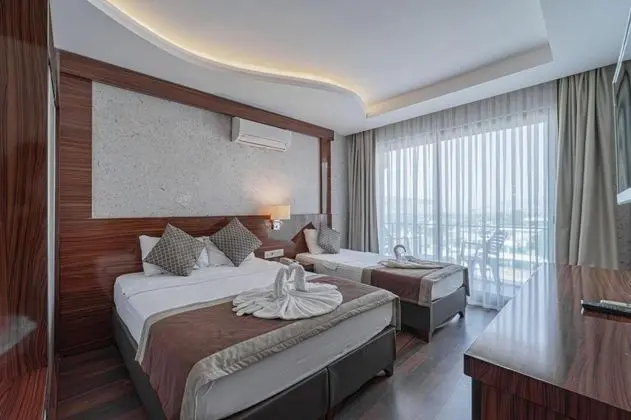 Standart Oda, Deniz Manzaralı, Balkonlu