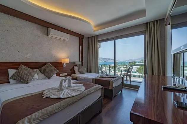 Standart Oda, Deniz Manzaralı, Balkonlu