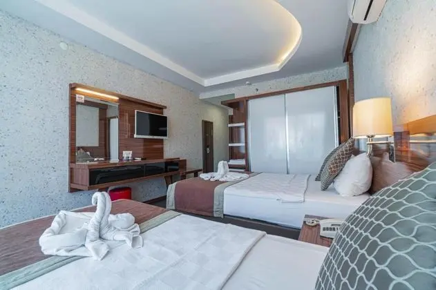 Standart Oda, Kara Manzaralı, Balkonlu