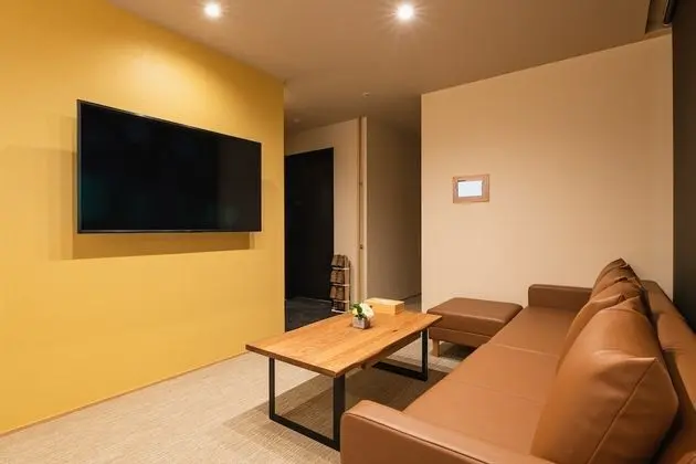 Deluxe Stüdyo, Sigara İçilmez (B)