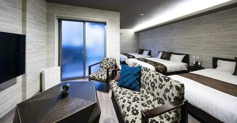 Superior Oda, Sigara İçilmez (B)