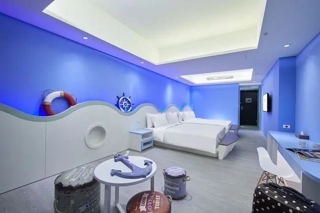 Family Süit (Family Room, Run of House)