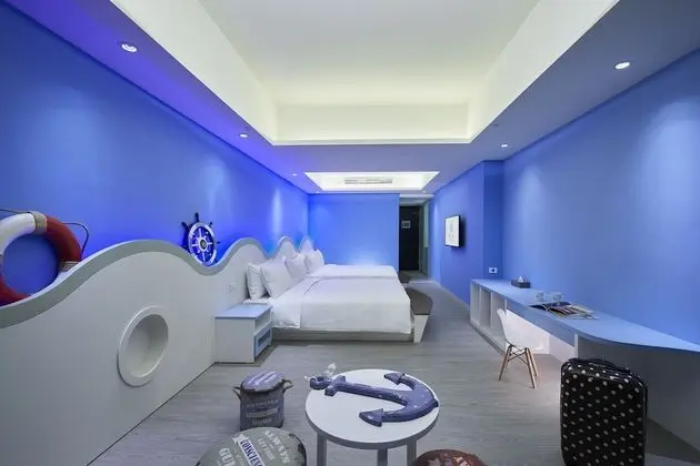 Family Süit (Family Room, Run of House)