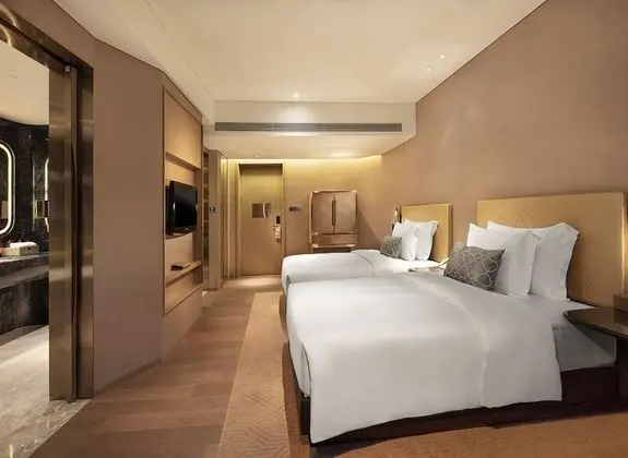 Luxury Tek Büyük veya İki Ayrı Yataklı Oda, 2 Çift Kişilik Yatak, Küvet