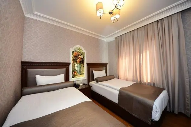 Çift Kişilik, Şehir Manzaralı