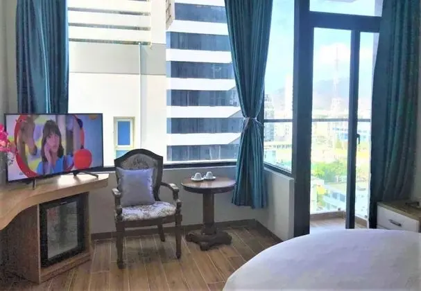 Grand Oda, Balkon