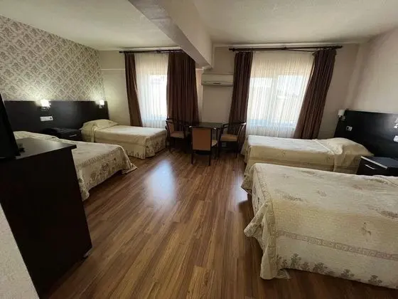 Dört Kişilik Standart Oda