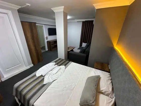 Suite, Manzarasız, 2. Kat