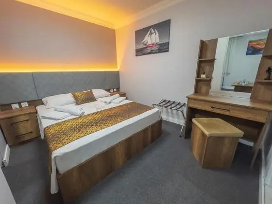 Suite, Manzarasız, 2. Kat
