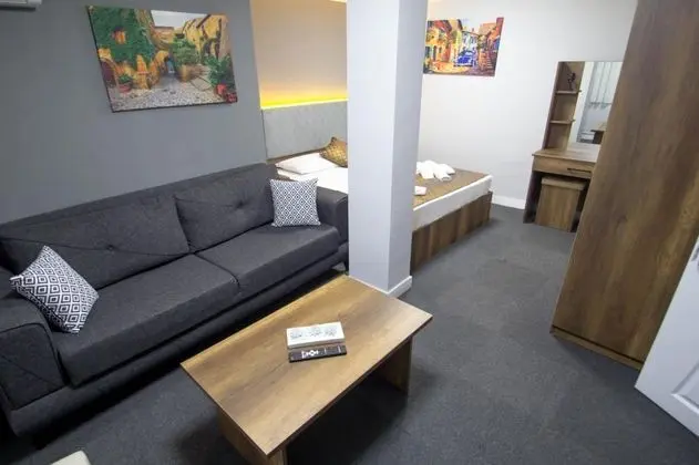 Suite, Manzarasız, 2. Kat