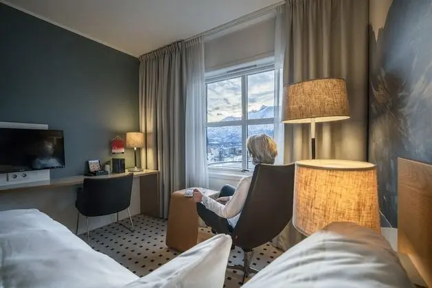 Tek Büyük Yataklı Oda