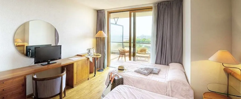 Tek Büyük Yataklı Oda, Deniz Manzaralı