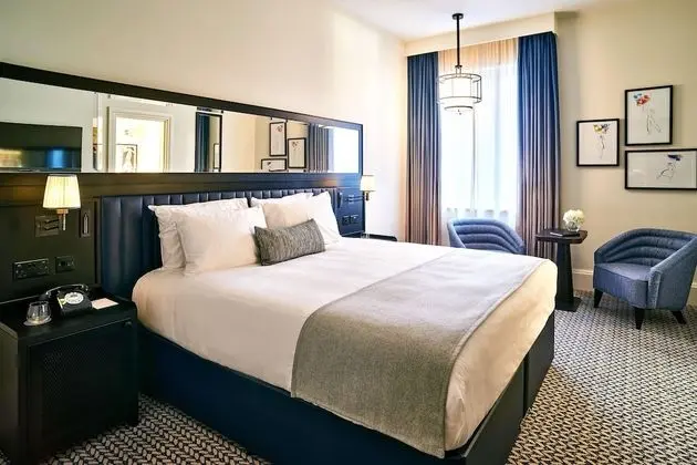 Standard Tek Büyük Yataklı Oda