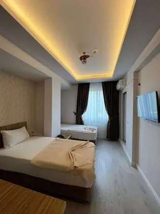 Classic Twin Room