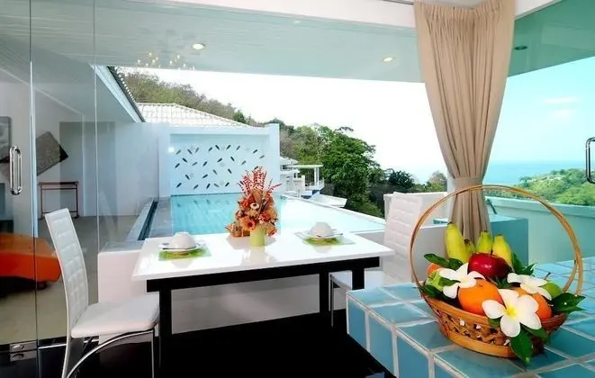 3 Bedrooms Villa with Mountain View