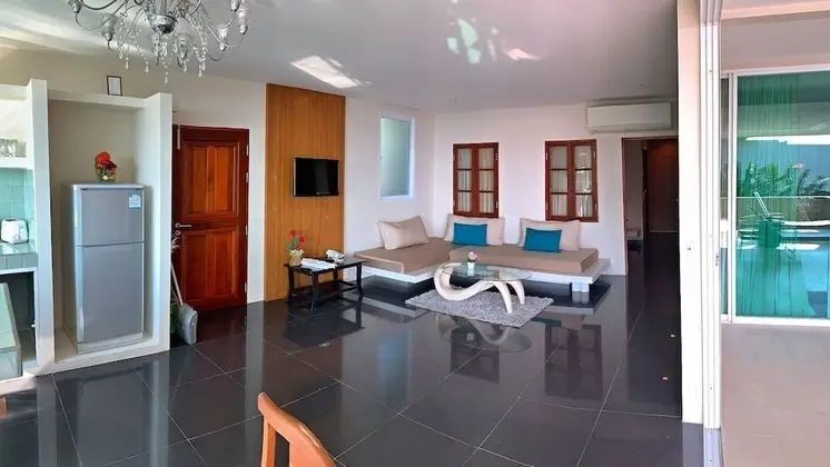 3 Bedrooms Villa with Mountain View
