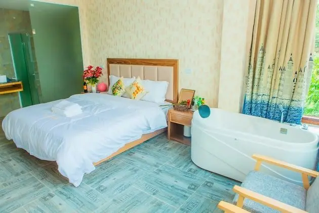 Luxury Tek Büyük Yataklı Oda