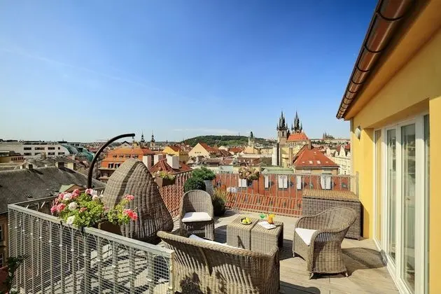Grand Süit, Teras
