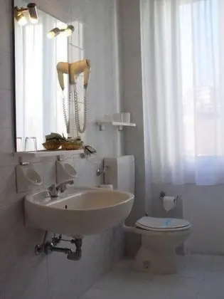 Executive Tek Büyük veya İki Ayrı Yataklı Oda