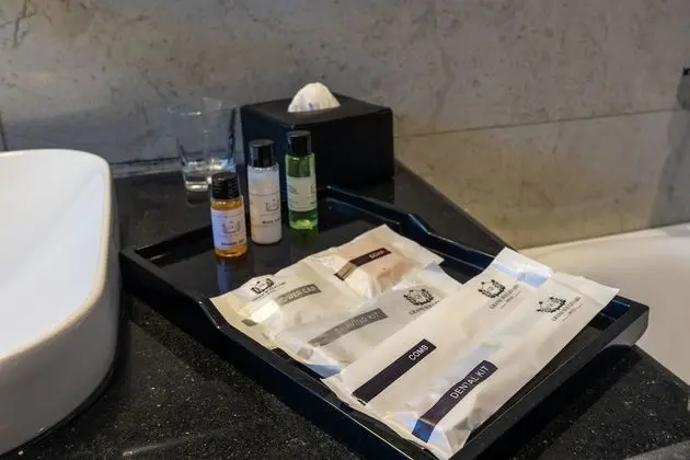 Luxury Oda