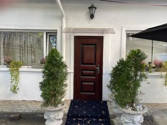 Comfort Villa (3 meters from main building)