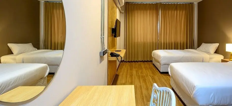 Grand Deluxe Twin Room