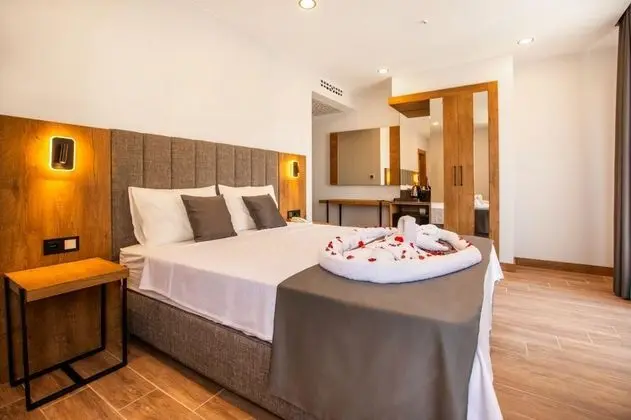 Deluxe Aile Odası, Sokak Manzaralı