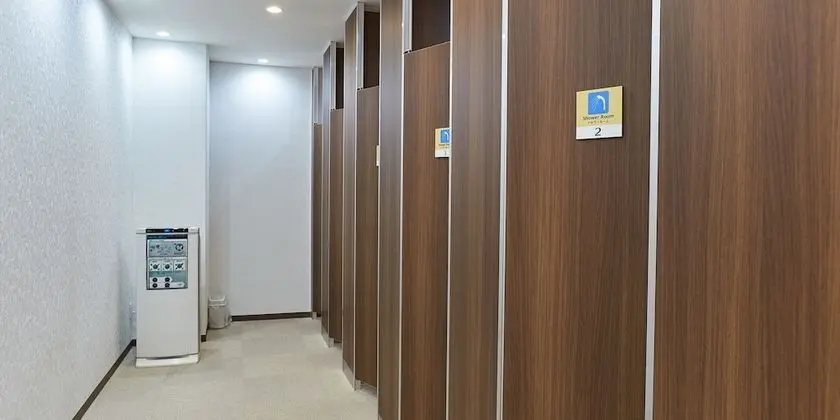 Tek Kişilik Oda, Sadece kadınlar için