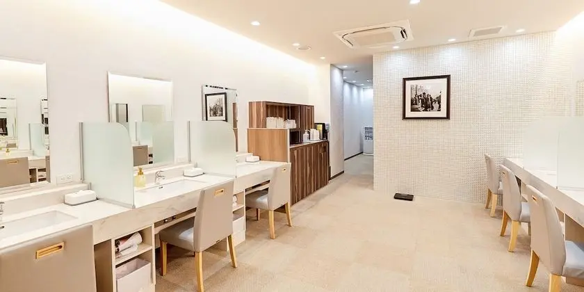 Tek Kişilik Oda, Sadece kadınlar için