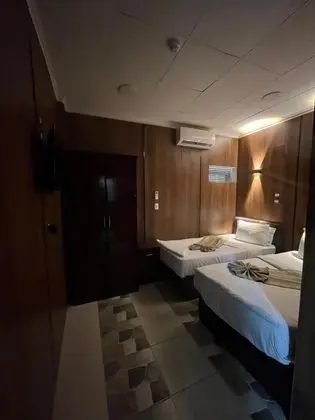 Basic Tek Büyük veya İki Ayrı Yataklı Oda, 2 Yatak Odası