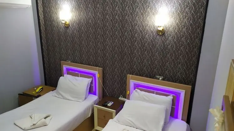 Basic Tek Büyük veya İki Ayrı Yataklı Oda, 2 Yatak Odası