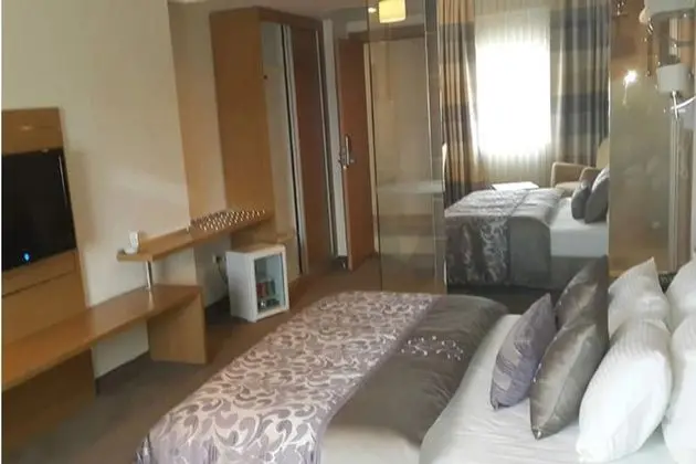 Deluxe Çift Kişilik Oda