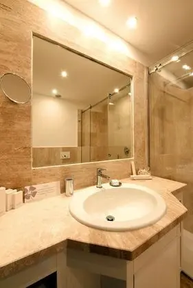 Classic Tek Büyük veya İki Ayrı Yataklı Oda, Bahçe Manzaralı