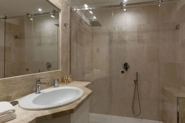 Classic Tek Büyük veya İki Ayrı Yataklı Oda, Bahçe Manzaralı