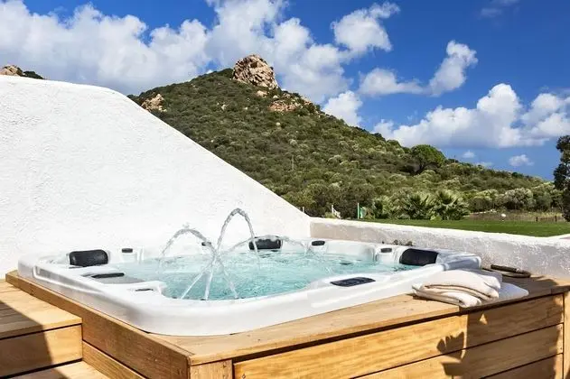 Panoramic Süit, Sıcak Su Küveti, Deniz Manzaralı