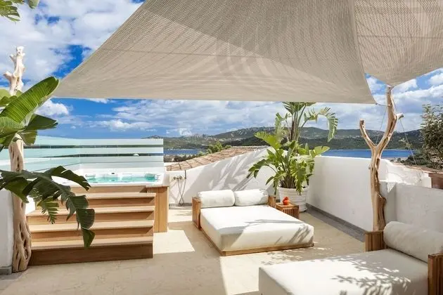 Panoramic Süit, Sıcak Su Küveti, Deniz Manzaralı