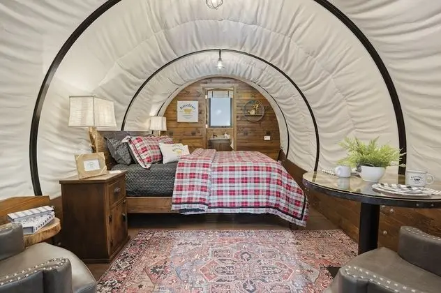Glamping Wagon