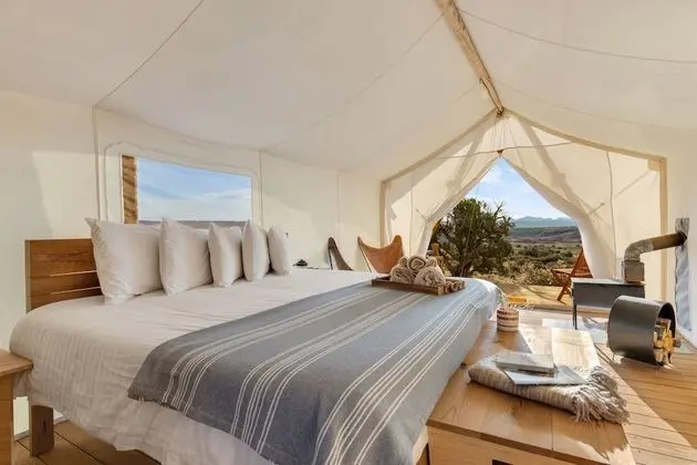 Deluxe Tent - Private Bath